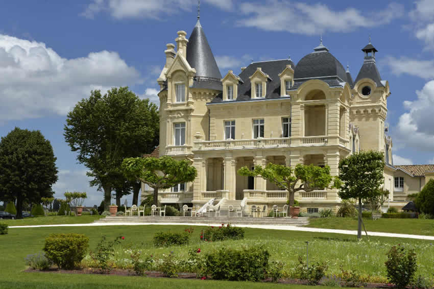 Amazing Exterior View of Château Grand Barrail