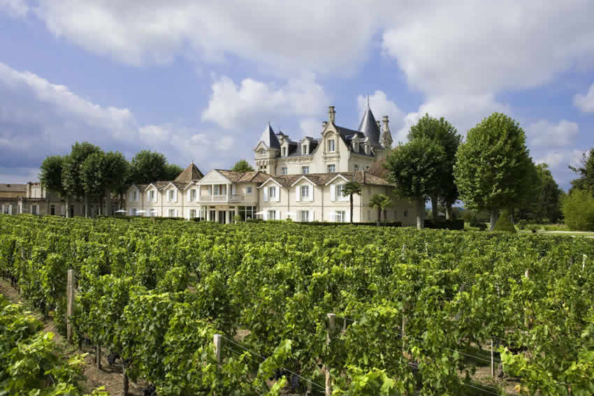 Château Grand Barrail in the Heart of the Vineyards